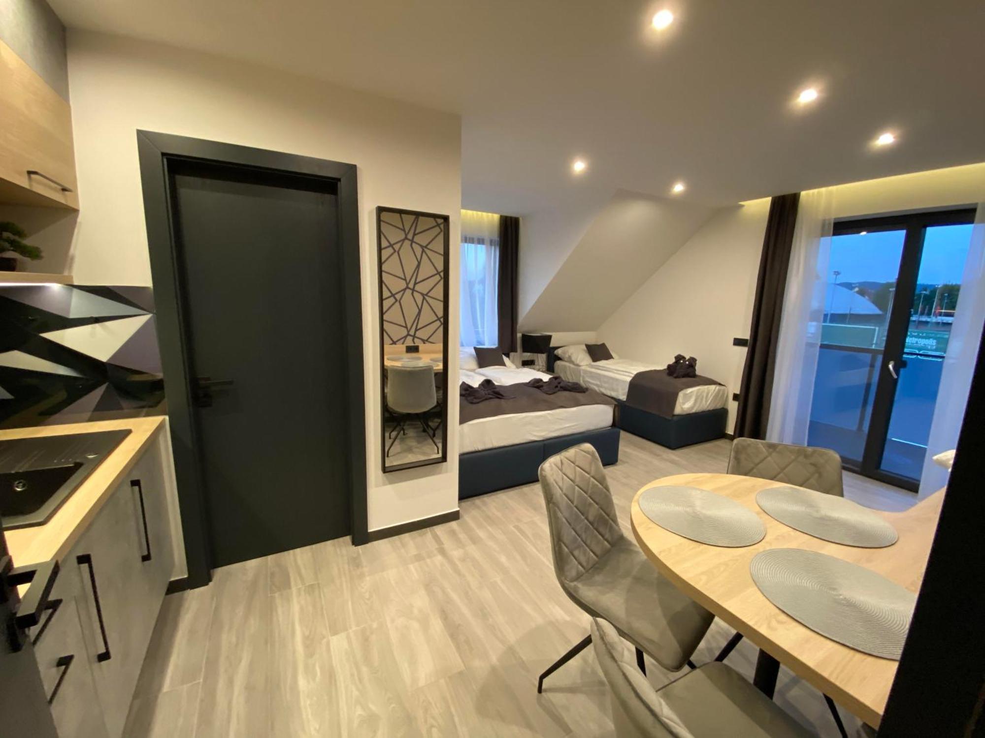 Luxury Apartments Keszthely Zewnętrze zdjęcie